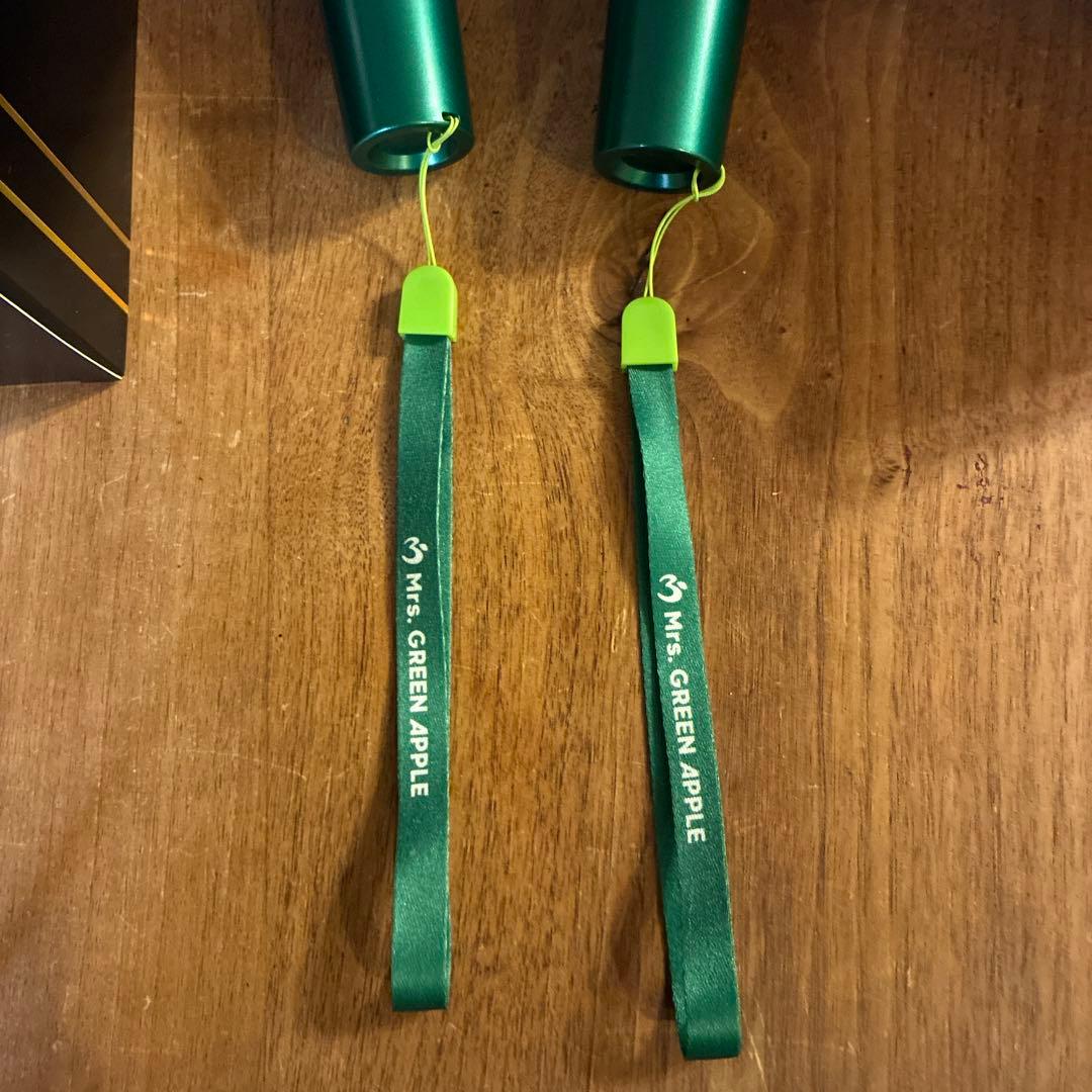 Mrs. GREEN APPLEオフィシャルライトスティック 2本セット