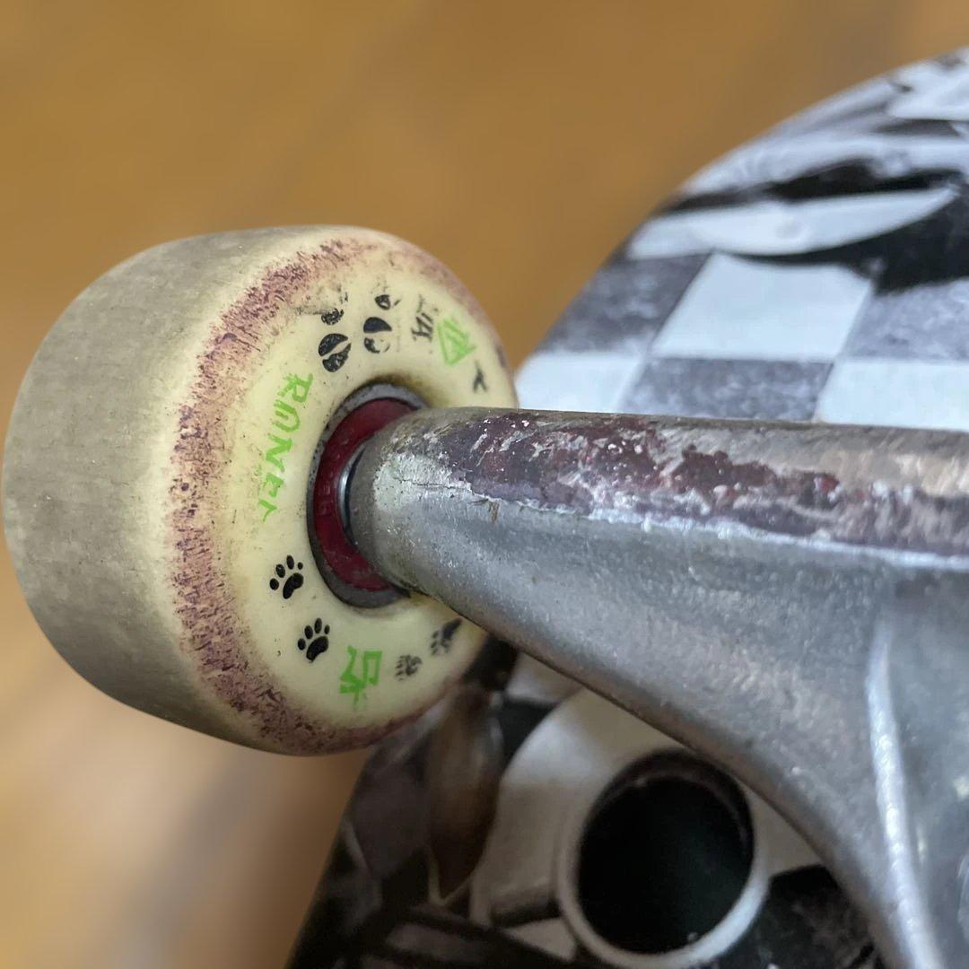 ホテルブルー スケートボード　コンプリートデッキ