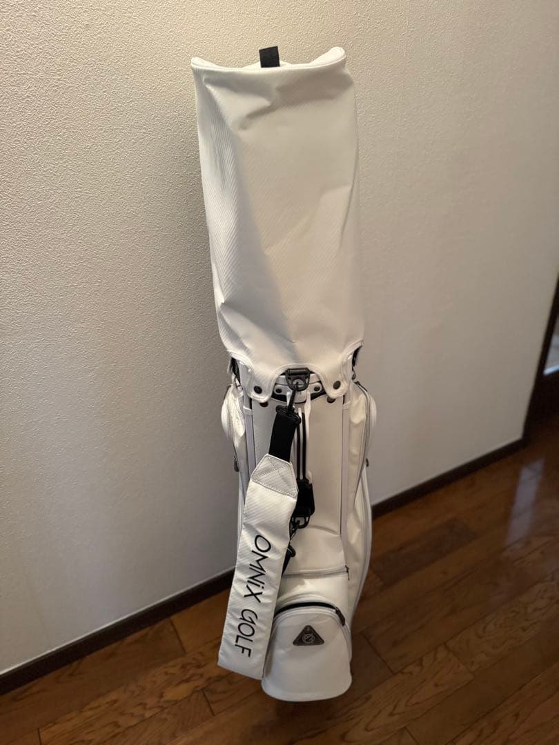 【新品未使用】OMNIX CARBON CADDIE BAG 9型　軽量タイプ