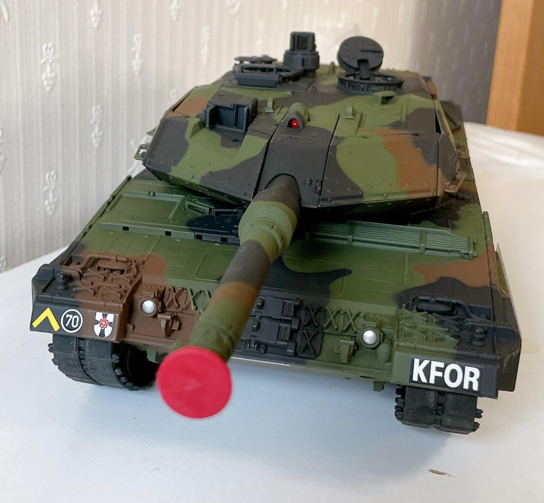 東京マルイ RCバトルタンク LEOPARD2 A5