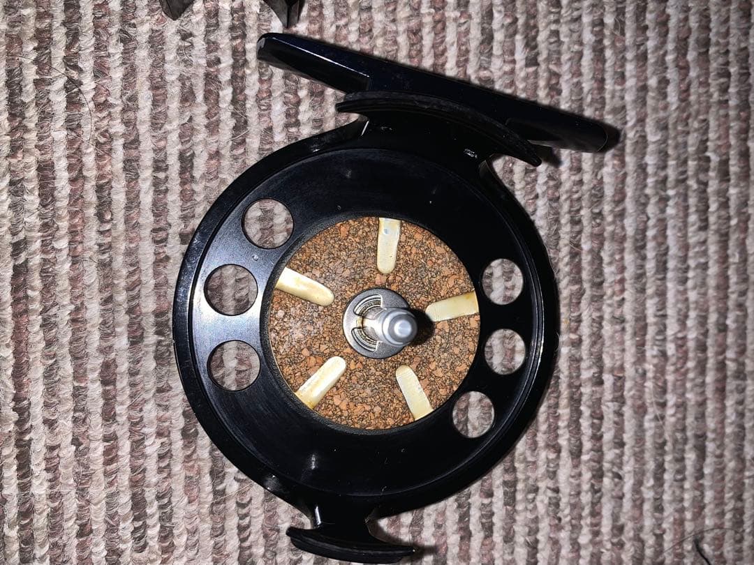 d*f様 BAUER ラージアーバー フライリール アメリカ製 フライフィッシン