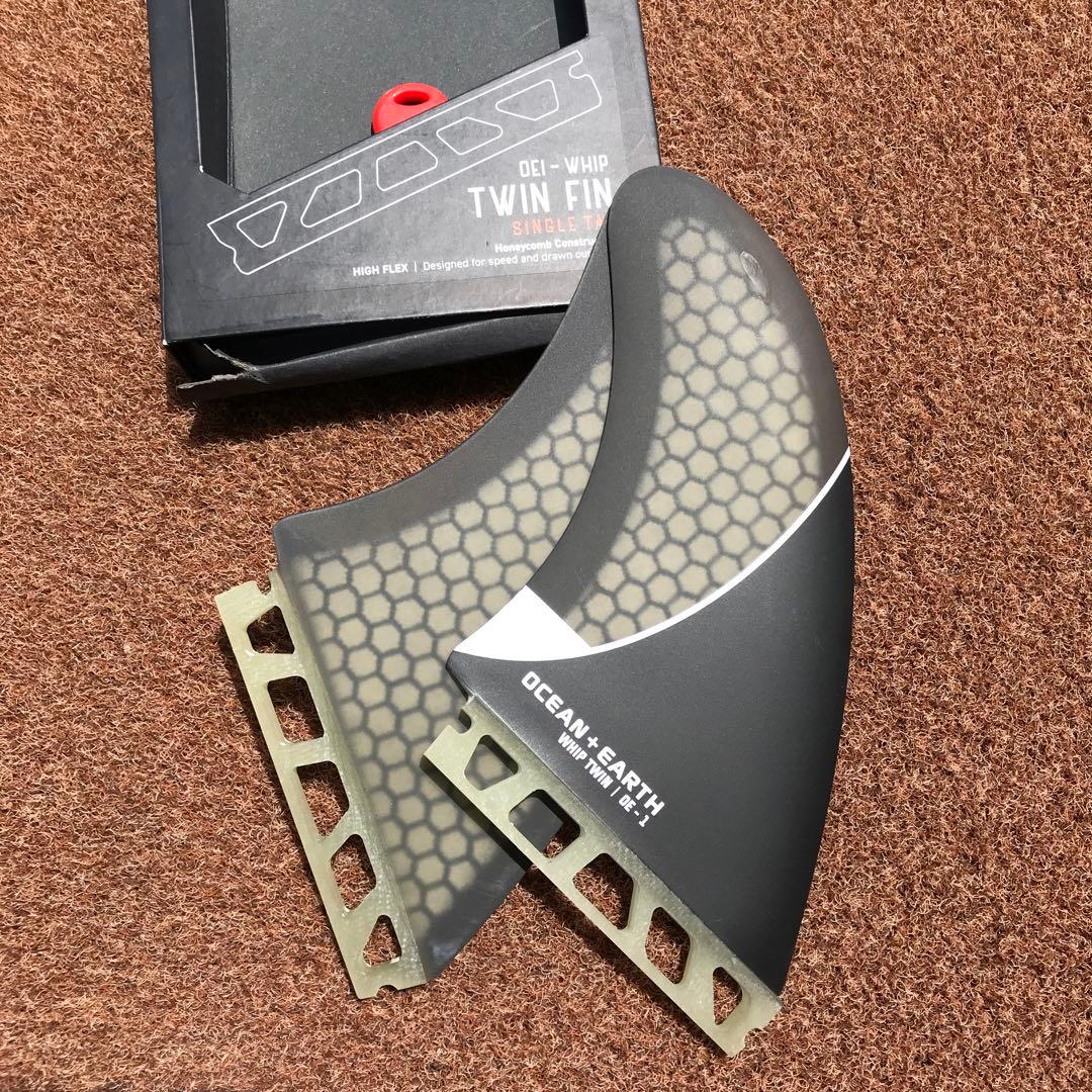 OCEAN + EARTH DEI-WHIP TWIN FIN定価¥11800