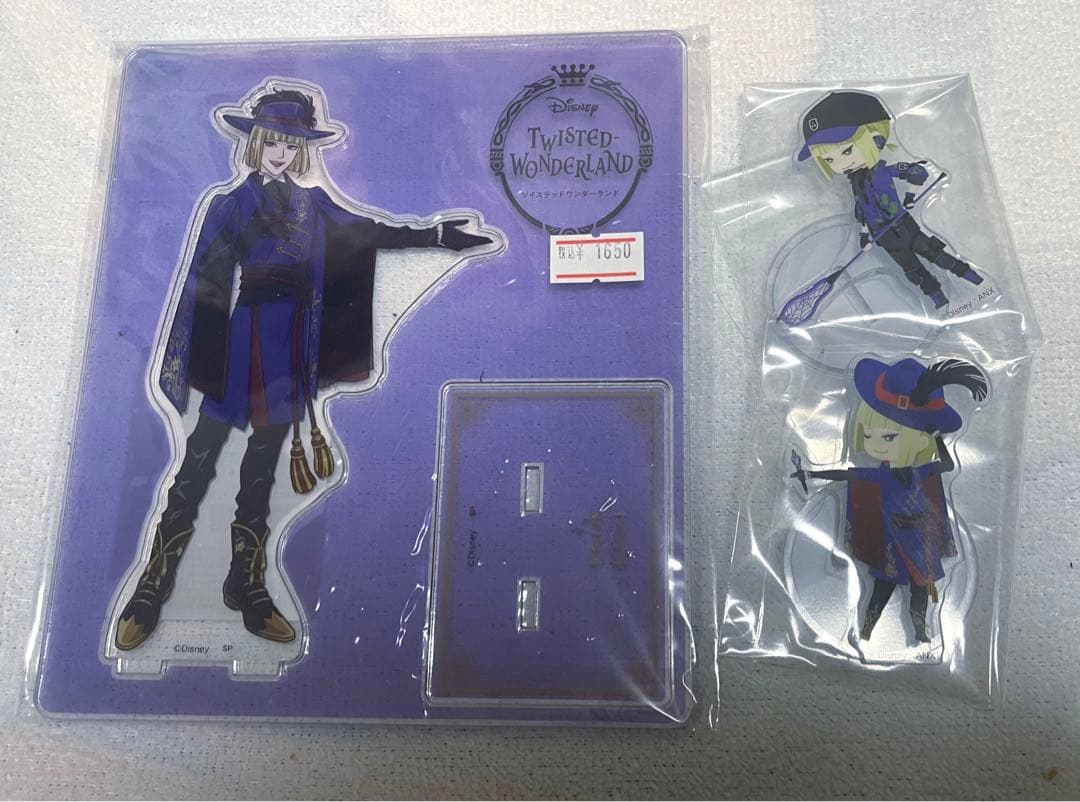 ツイステ ルーク アクスタ 缶バッジ フィギュア セット