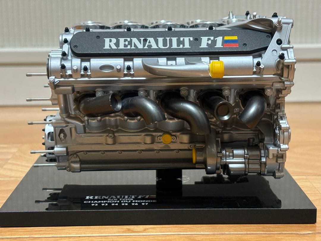 EXCEPTION 1/5 RENAULT F1 RS9 V10 エンジン訳あり