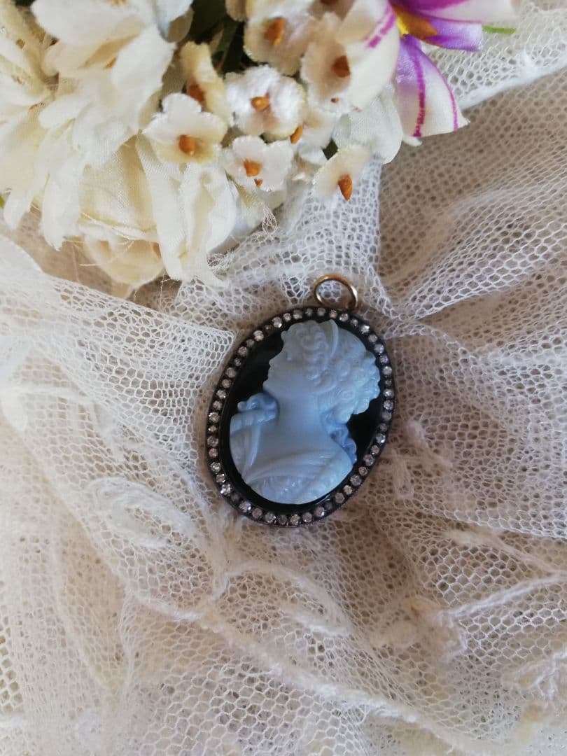 ☆豪華なストーンカメオ・アンティークジュエリー☆