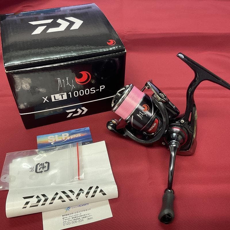 あ*ん様 ダイワ　20月下美人　X　LT1000S-P　ライン付き　未使用品