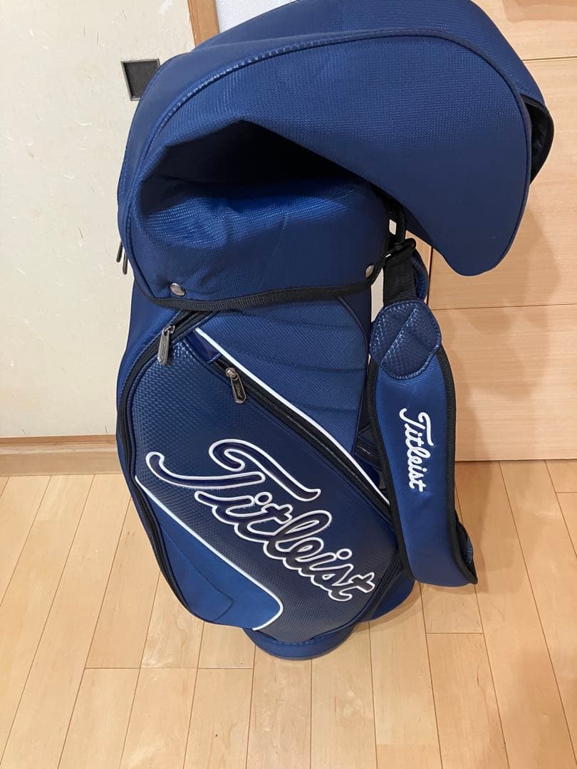 Titleist ネイビー キャディバッグ