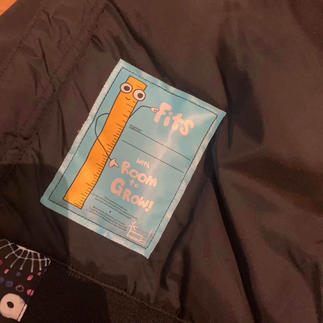 美品☆バートンキッズ スノボウェア 5/6T 110〜120 子供 スキーウェア