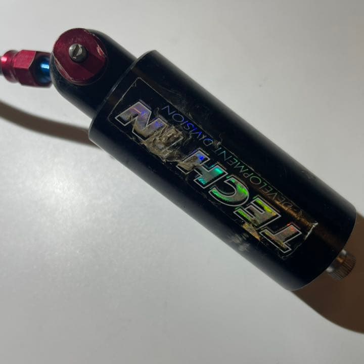 超激レア　三重県鈴鹿市　テックイン社製リアショック　ビンテージ　絶版　初期型