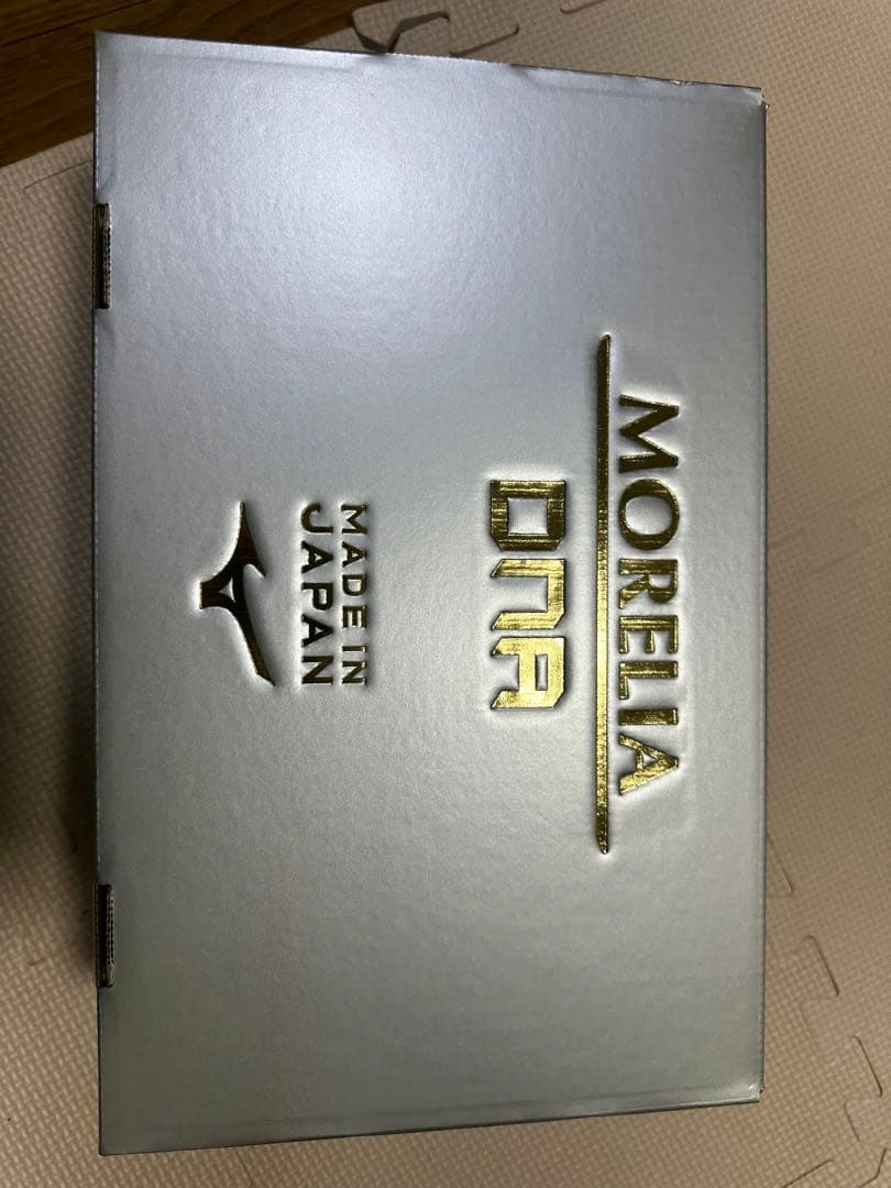 新品 レアサイズ　超最新　超限定品　ミズノ　モレリア DNA JAPAN28cm