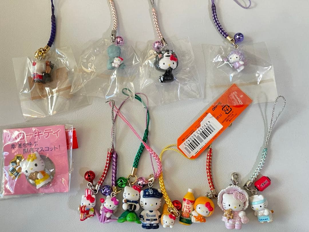 ご当地キティ　限定キティ　キティちゃん　バローキティ