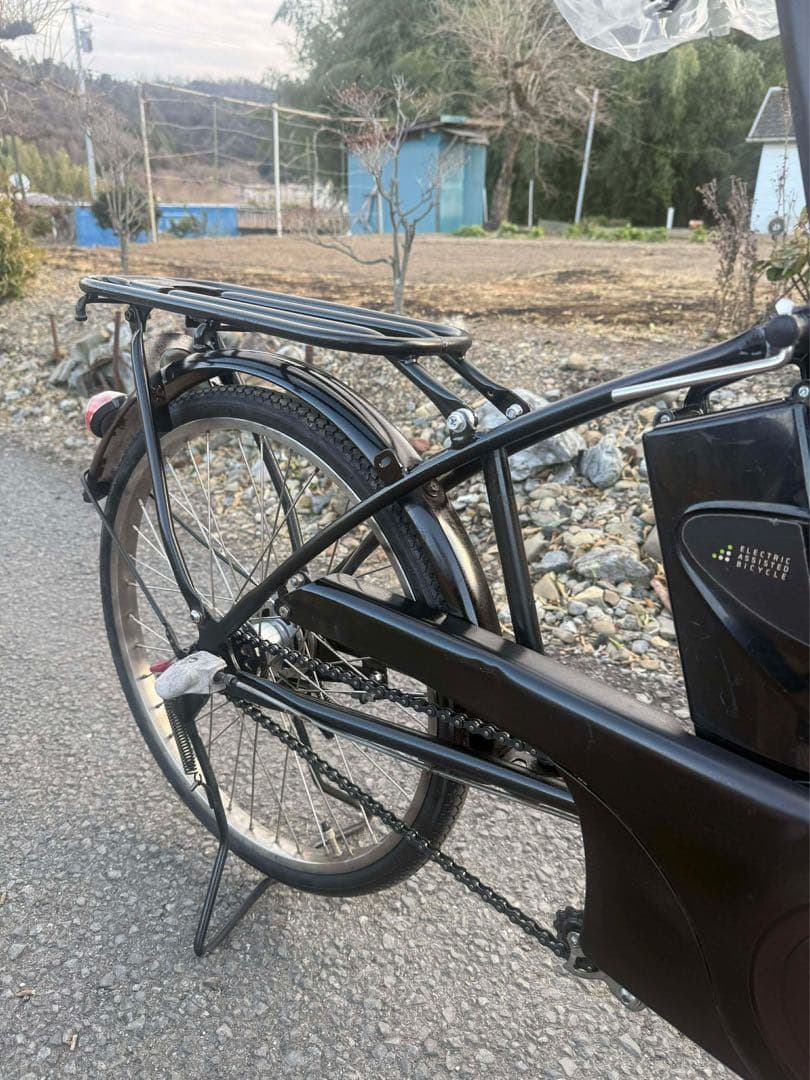 電動アシスト自転車 黒 バスケット付き