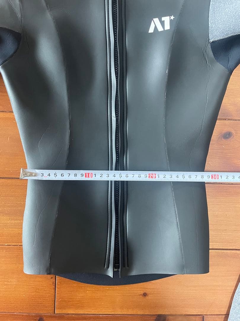 エアタイト ウェットスーツ 上下セット Mサイズ　3×2ミリ