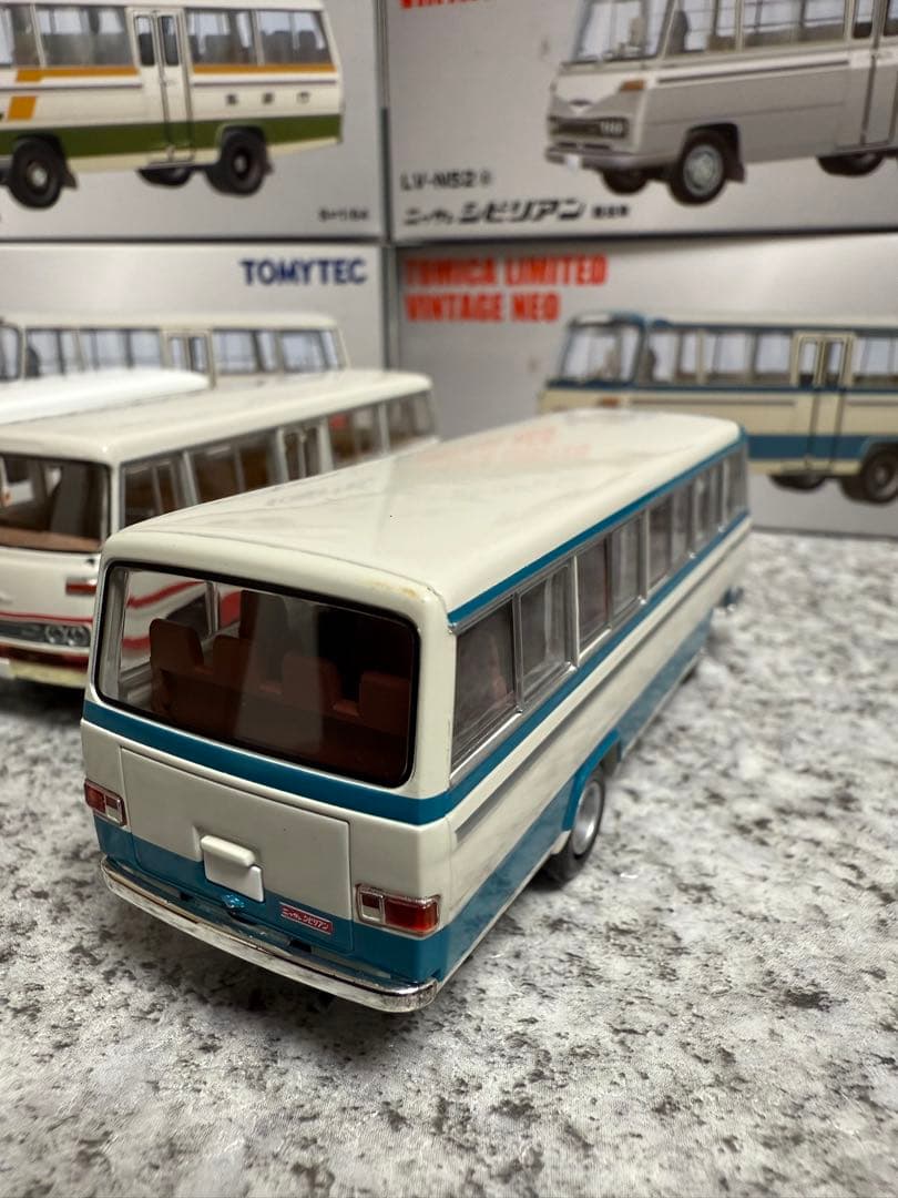 サヤカ様ご友人専用トミカリミテッドヴィンテージネオ￼ニッサンシビリアン4台セット