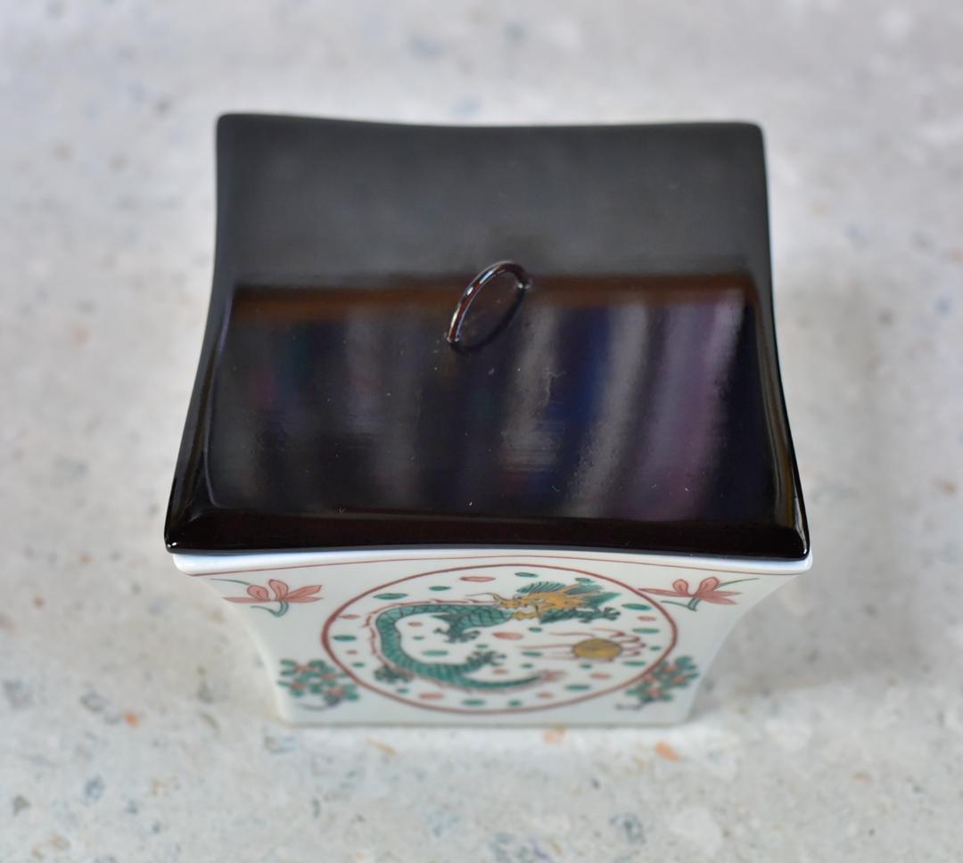 平安静山造　萬暦写桝形水指絵柄　【極上品】　お茶道具/共箱