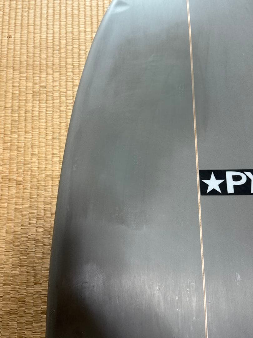 PYZEL WHITE TIGER 5’11” パイゼル　サーフボード