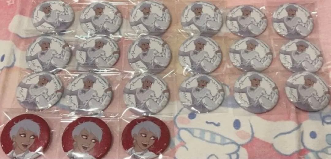 ツイステ カリム 缶バッジ