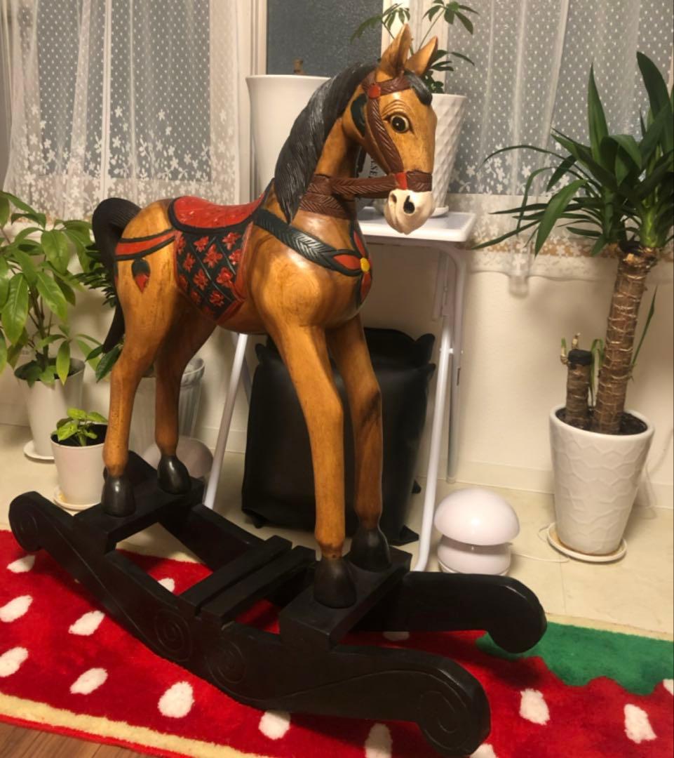 木製ロッキングホース 手彫り装飾付き