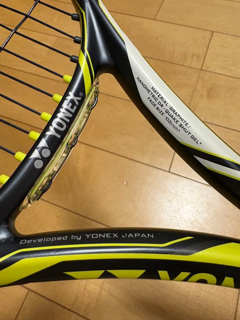 YONEX EZONE 98 FEEL テニスラケット