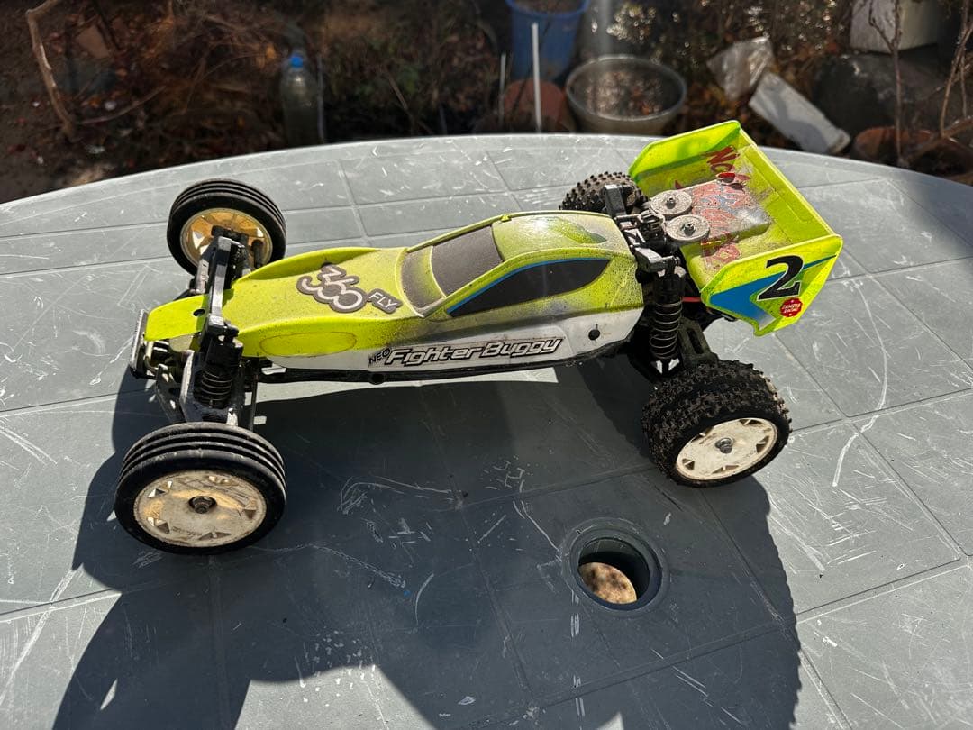 Neo Fighter Buggy ホビーラジコン