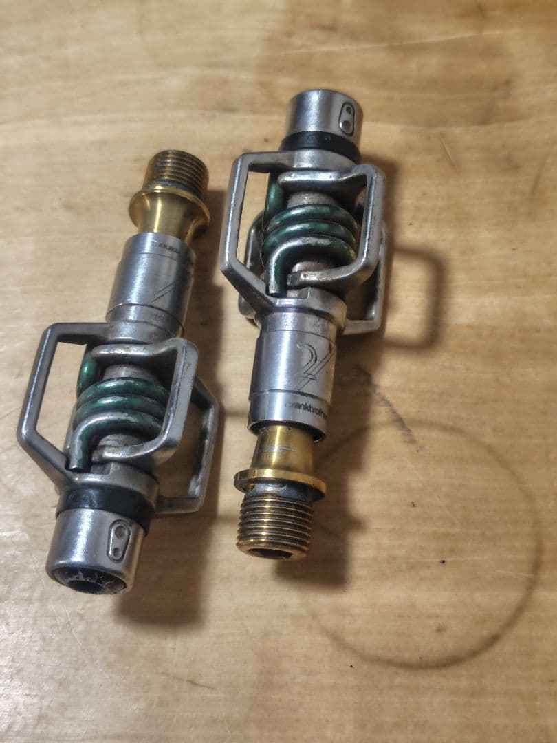 エッグビーターチタンスピンドル【要OH】おまけ付き