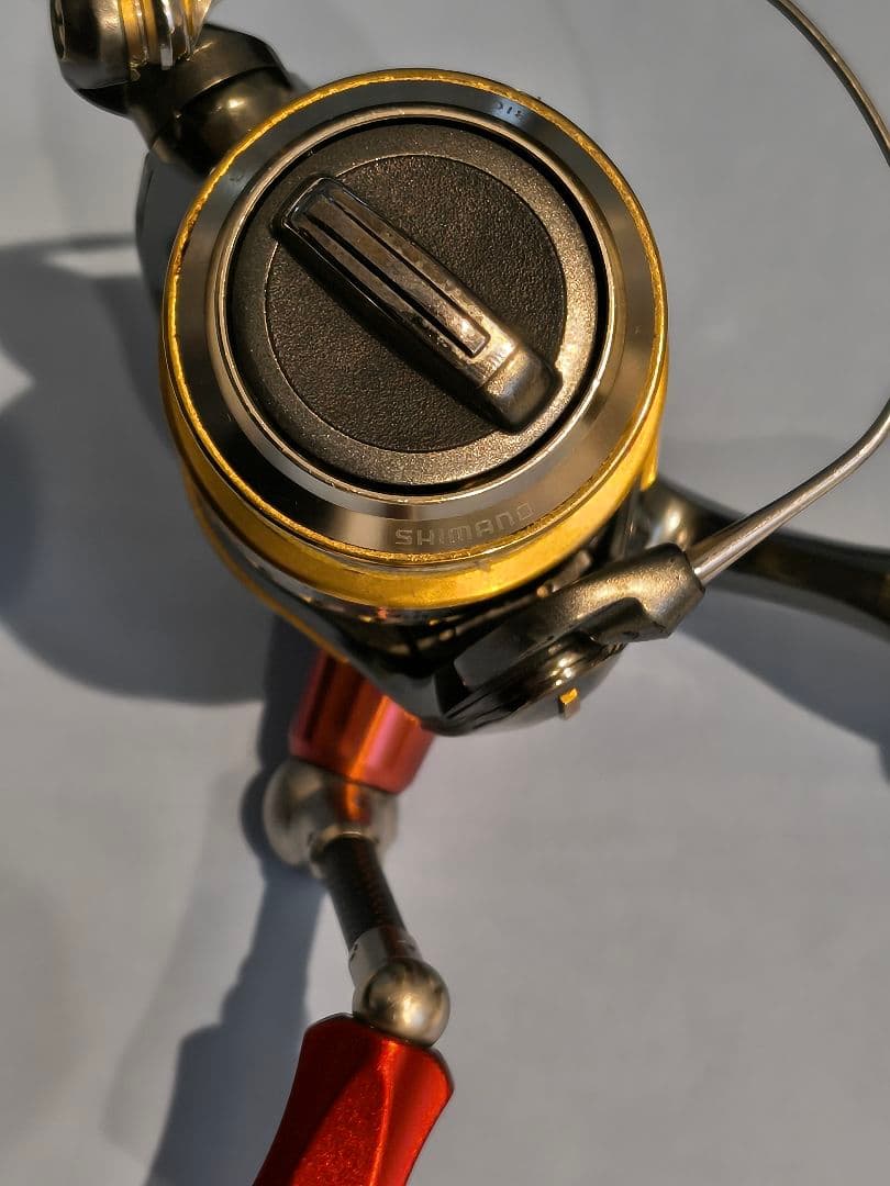 ハ*ん様 シマノ 04 STELLA ステラ 2000S スピニングリールZPI