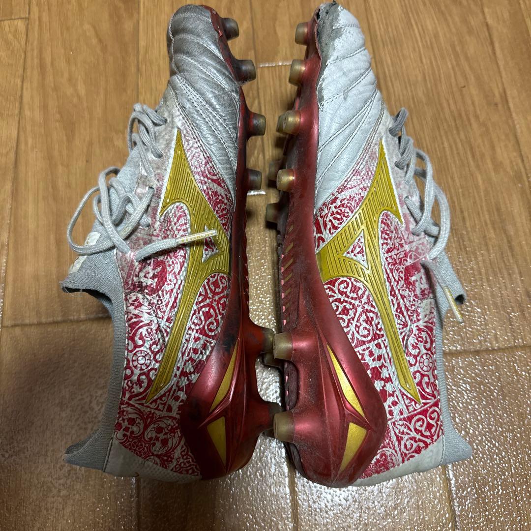 Mizuno モレリアネオ4βセルヒオ・ラモス限定カラー