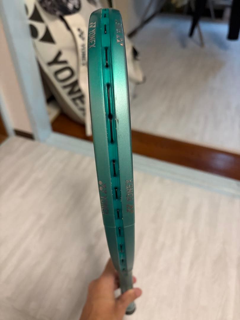 【完品】YONEX ボルトレイジ7v 02