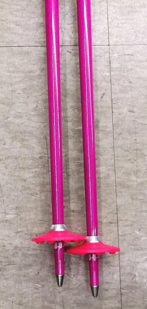 訳あり＝トップブランドのサロモンブランドの上級ストック１２３ｃｍを激安で放出！！