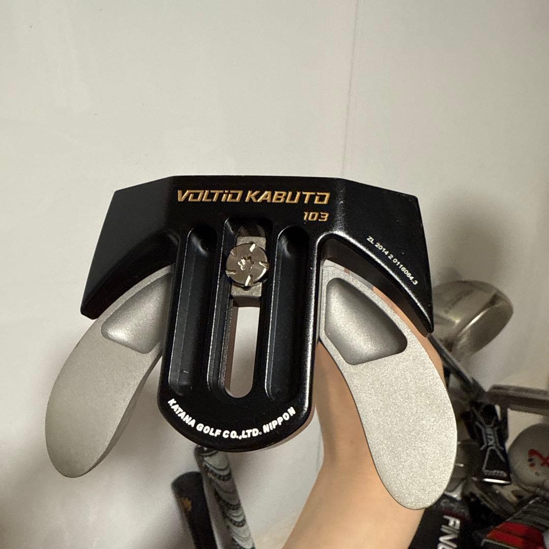 タバタゴルフ VOLTIQ KABUTO 103 パター