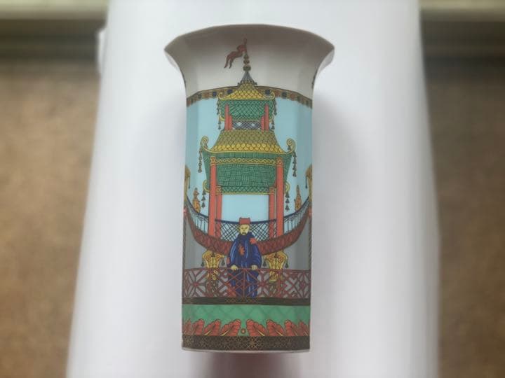 ベルサーチ花瓶、壺