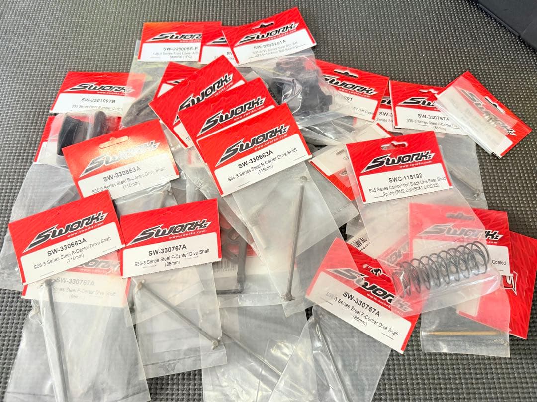 SWORKZ オフロードバギー ピンクの猫