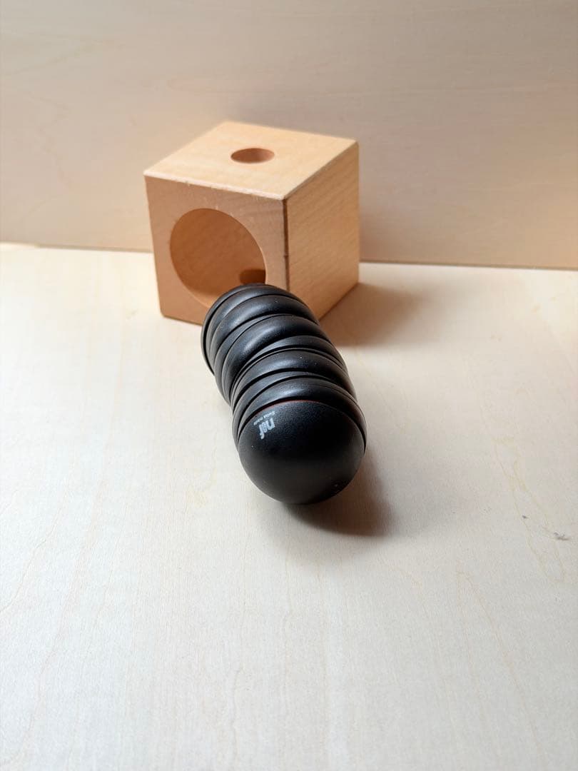 ネフ　naef zita イモムシ