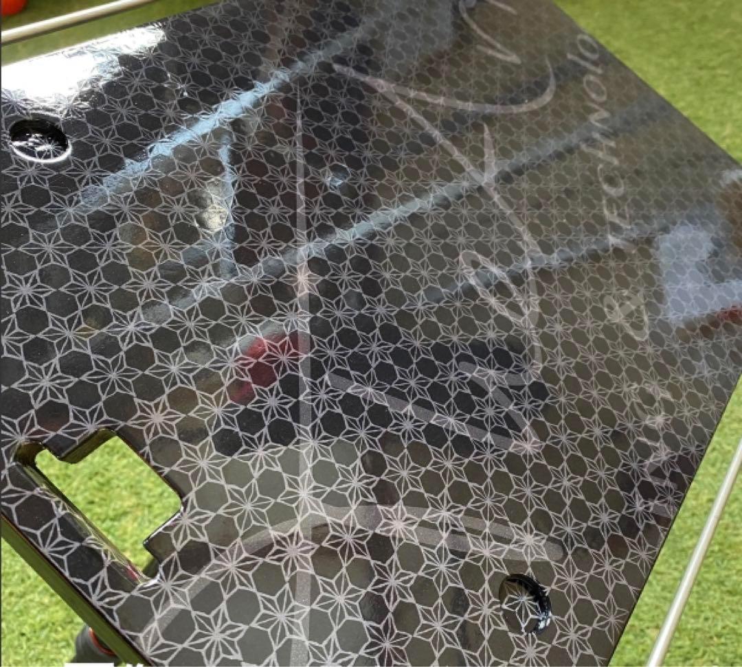 新品未使用 ざぁーす TheArth 板モノ 床上手さん.【炭カラー】ヌルテカ