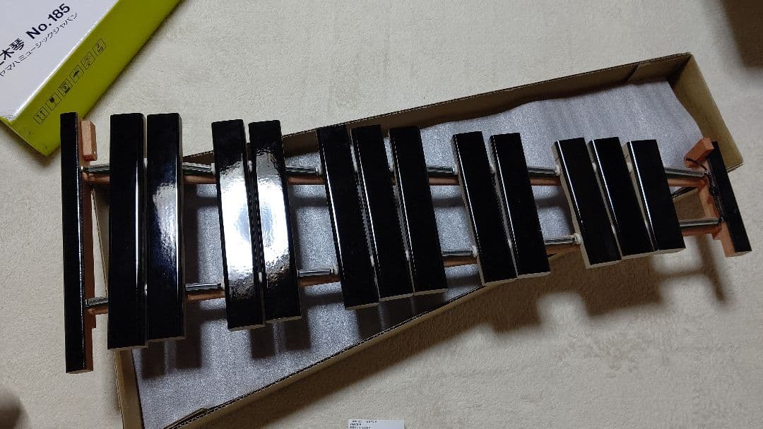 YAMAHA ヤマハ 卓上木琴　No.185 30音