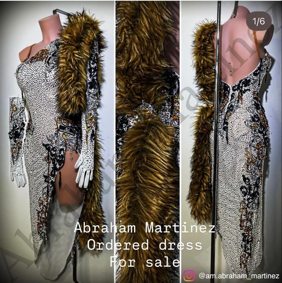 Abraham Martinez ファー付きオーダードレス