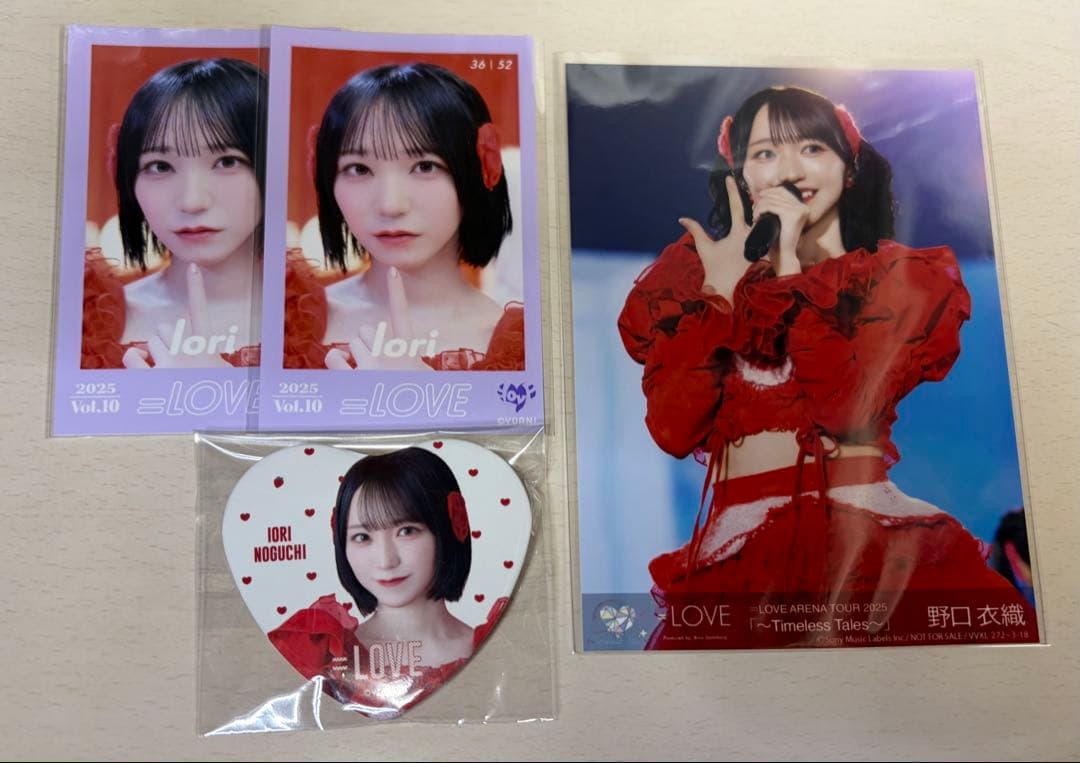 野口衣織 =LOVE とくベチュ 生写真 封入 ミニフォト 缶バッジ イコラブ