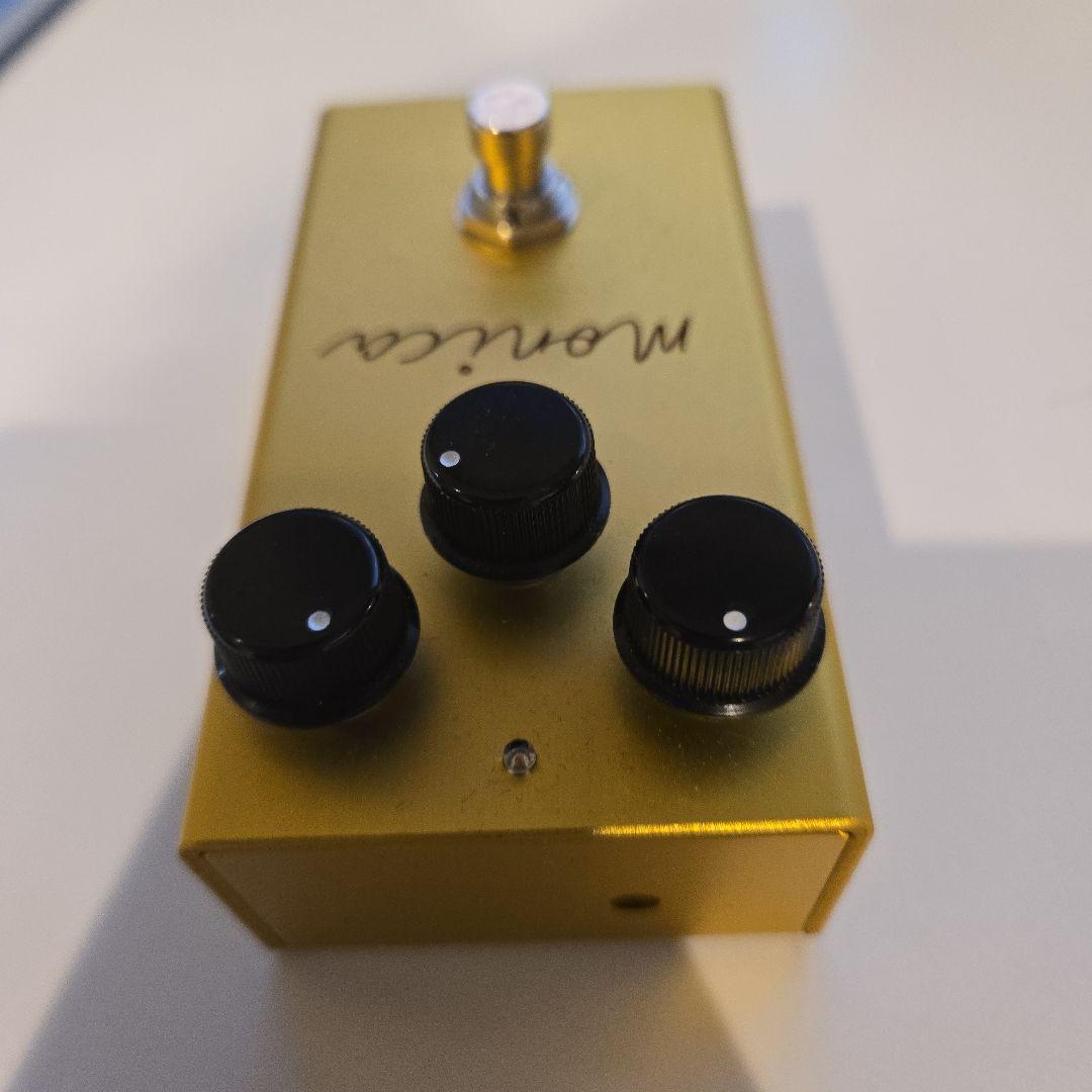 monica Limited Gold Color ギターエフェクター
