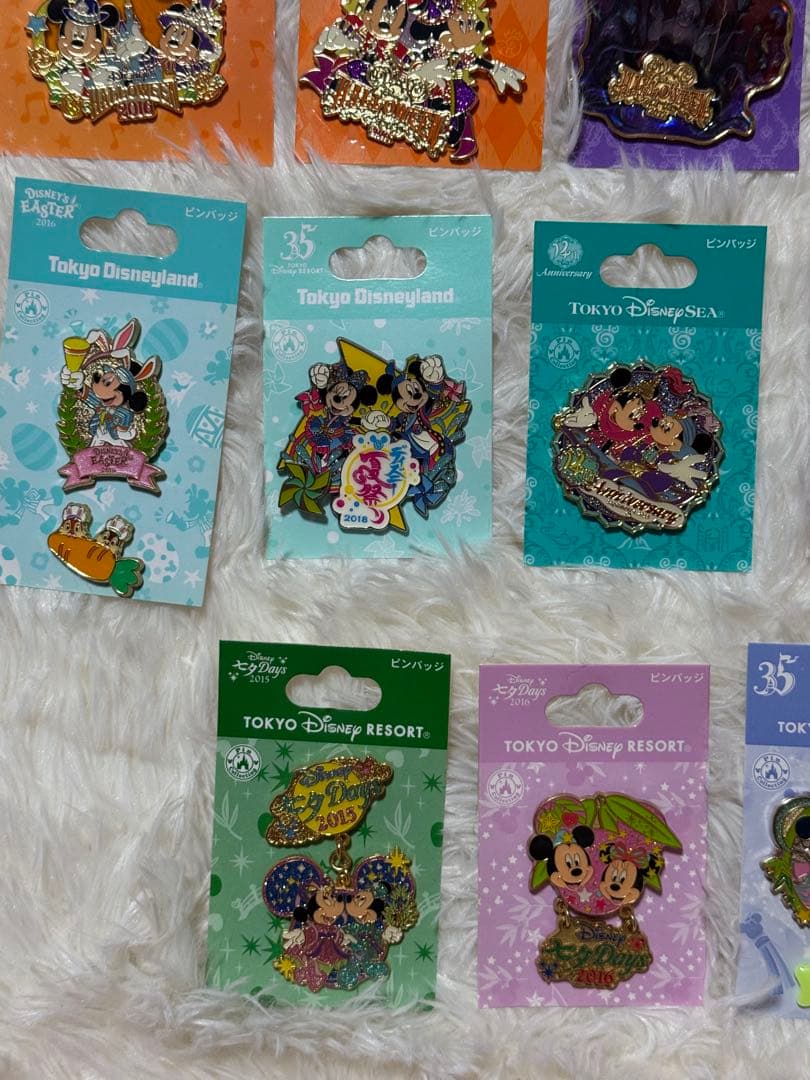 ディズニーリゾート ピンバッジ23点まとめ売り(非売品含)