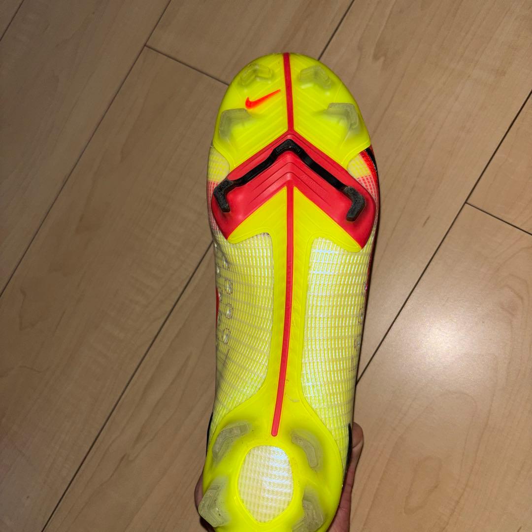 マーキュリアルヴェイパー14fg 27センチ