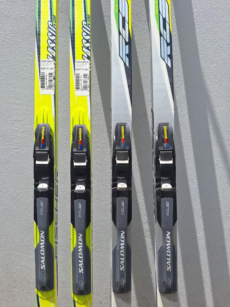 ③Fischer RCS スキー板 Salomonバインディング