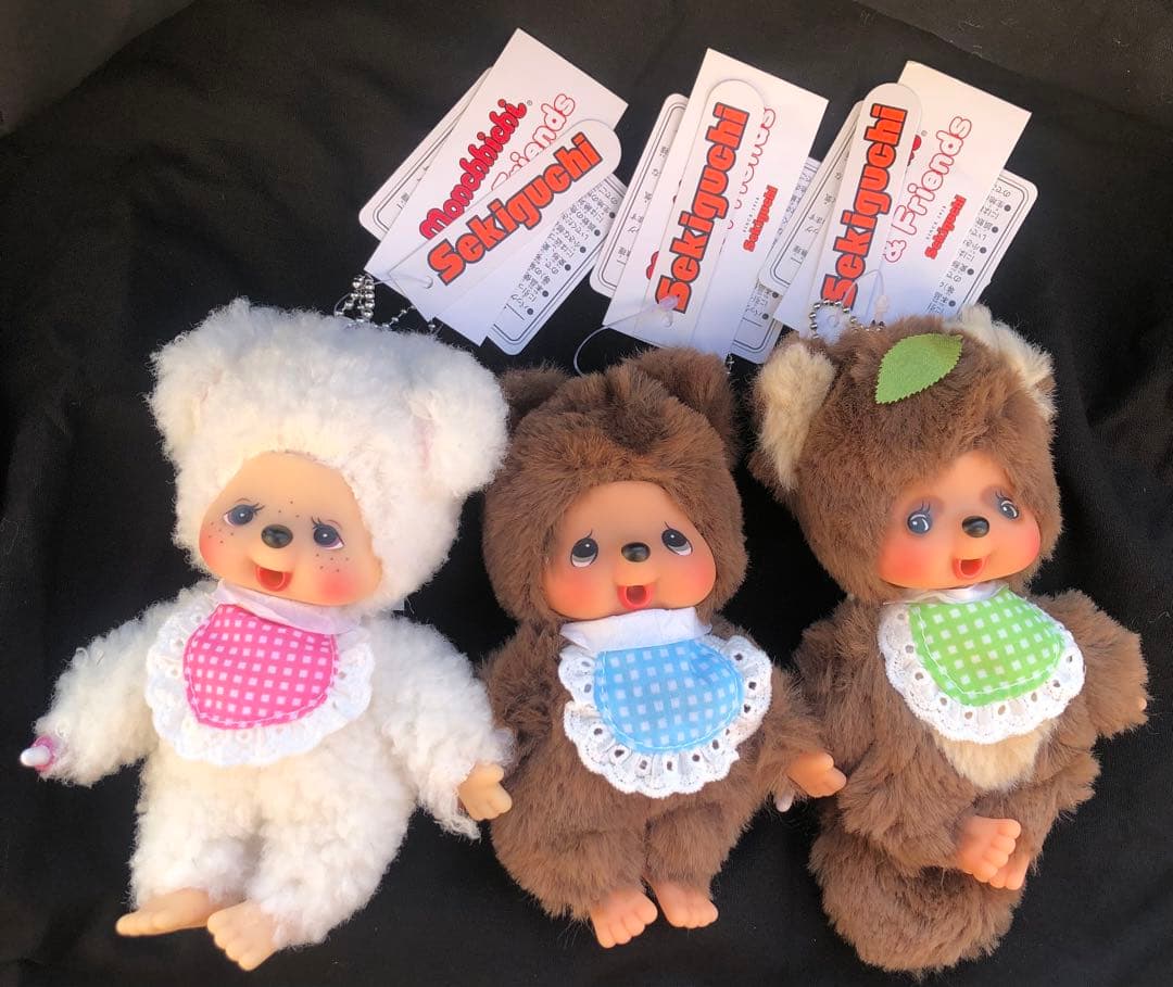 お買得‼️正規品　新品タグ付　入手困難❣️激カワ！モンチッチキーホルダー3set！