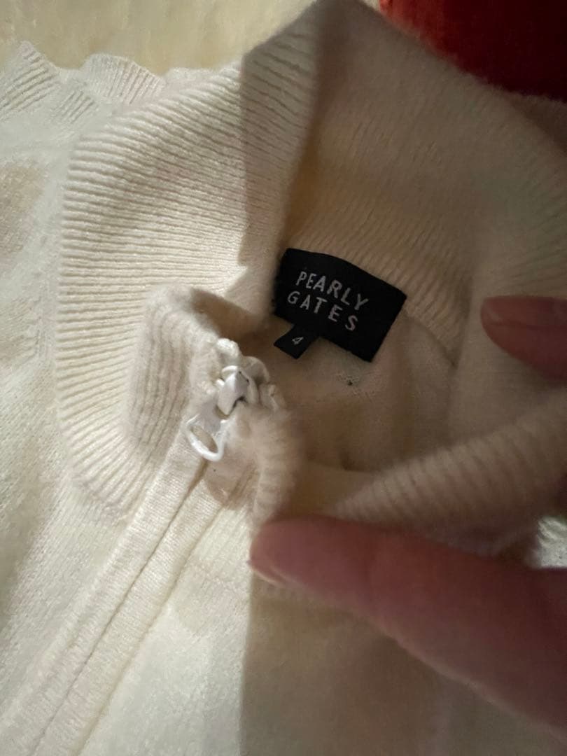 アイボリー ジップアップ　カシミヤ100% パーリーゲイツ