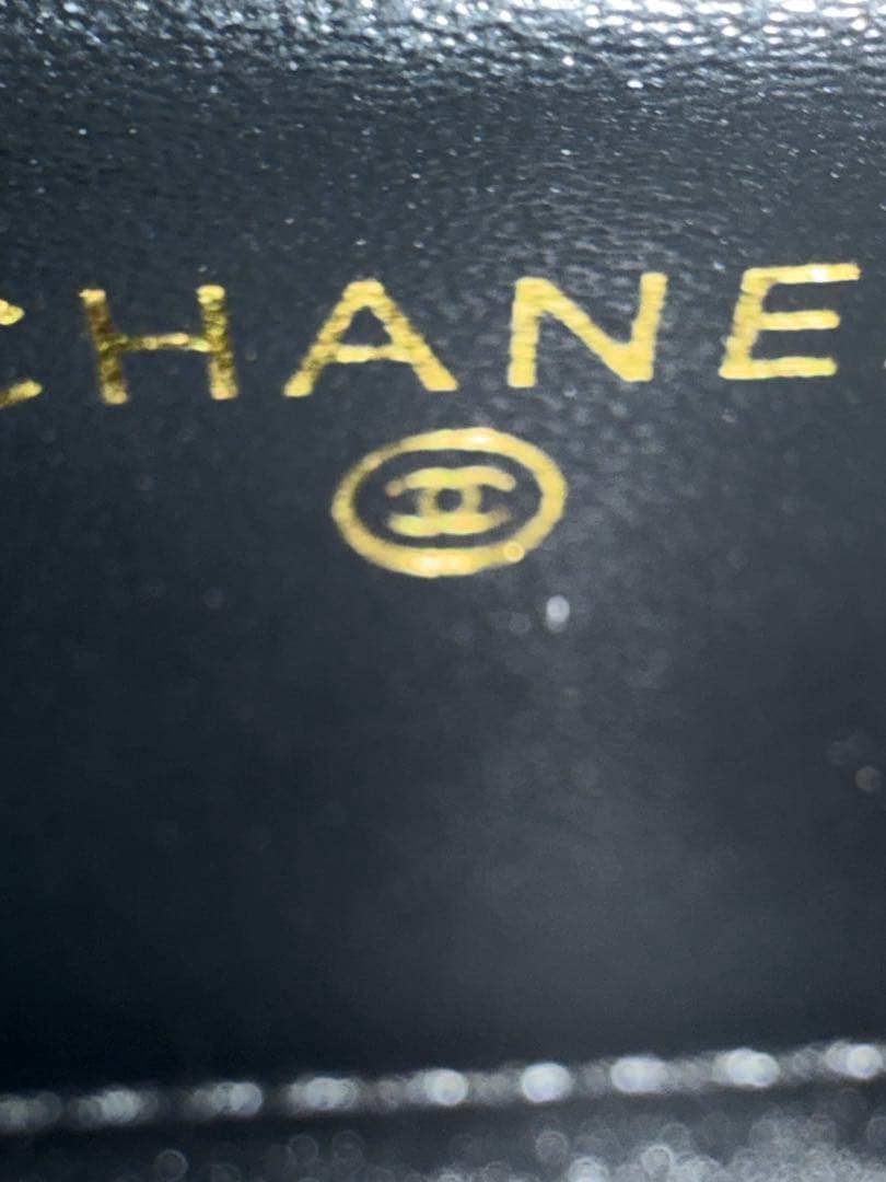 4*2様 シャネル　ノベルティ　非売品　ショルダーバッグ　　キャビアスキン　新品