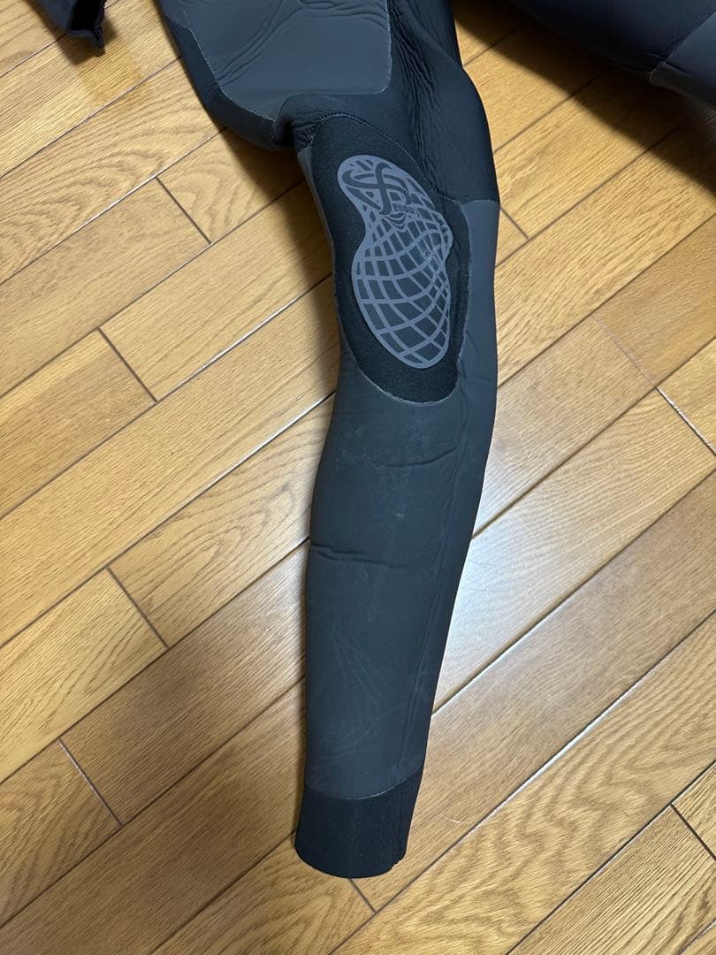 FELLOW ブラック フルスーツ セミドライスーツ フロントジップ