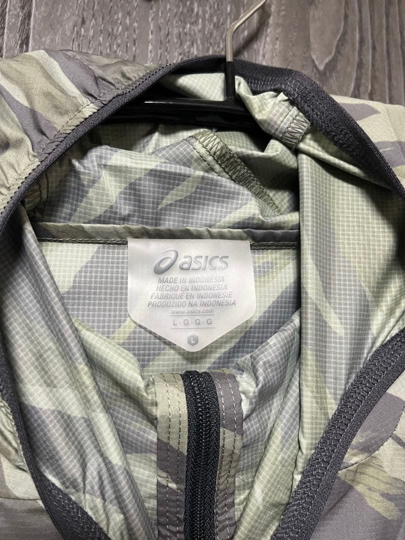 asics ランニング パッカブル はっ水 迷彩柄ウィンドブレーカー L