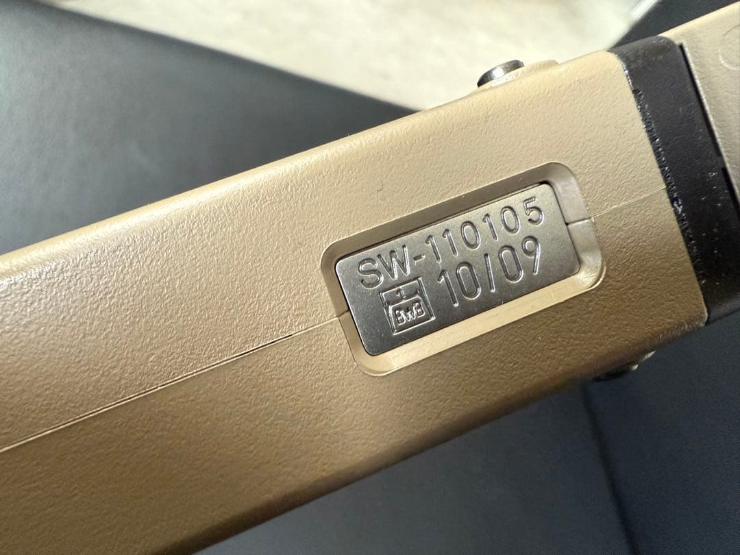 美品 東京マルイ MP7A1 TANカラー マガジン無し タンカラー ガスガン