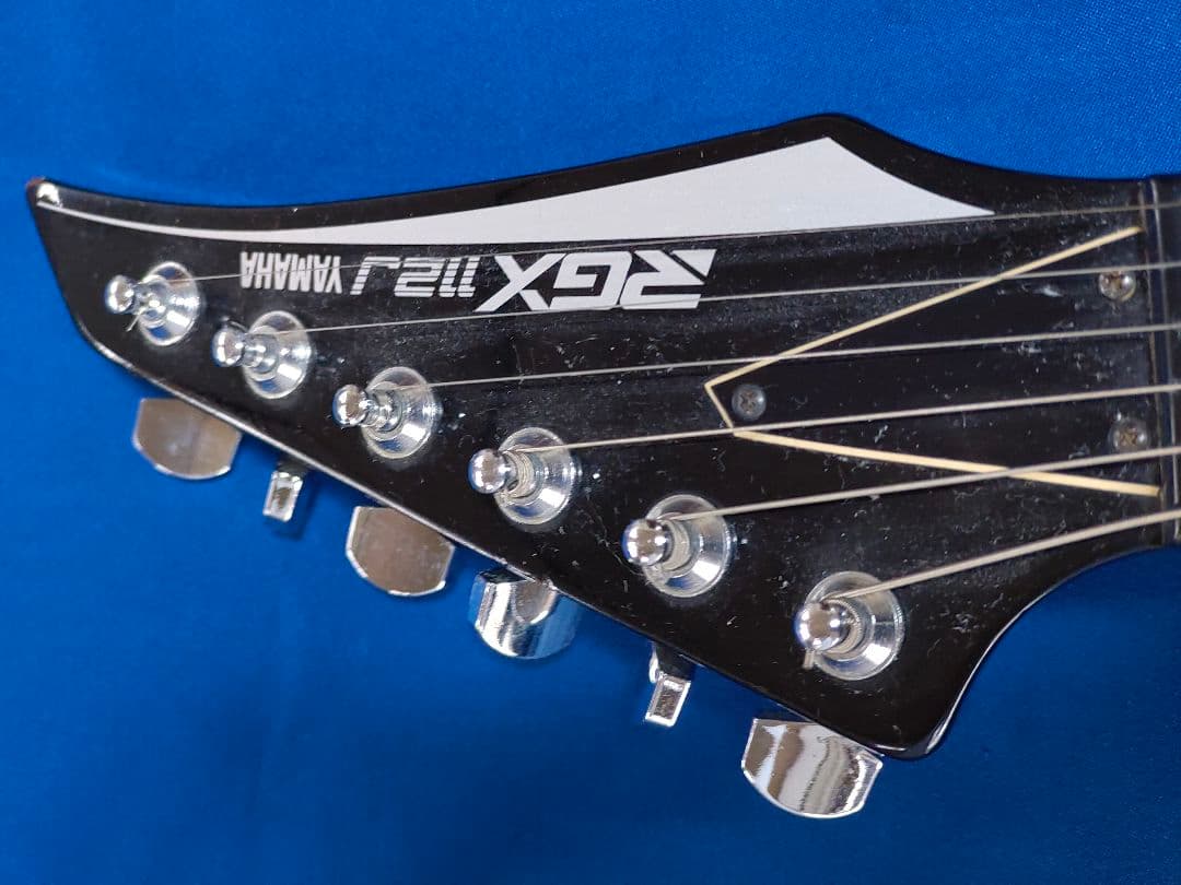 Yamaha RGX112J ホワイトエレキギター良い音が出ます