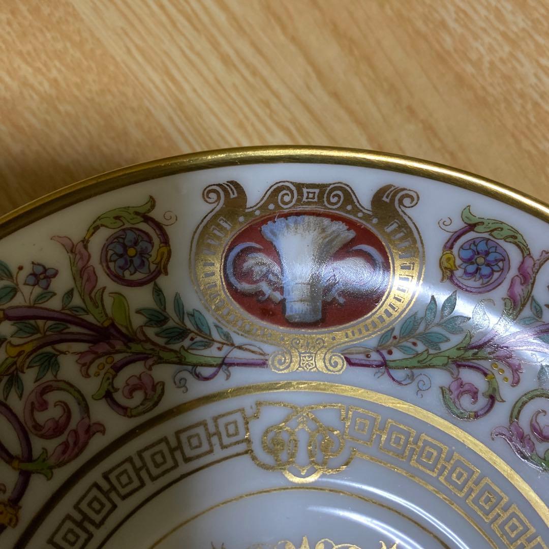 セーブル スープカップとソーサー