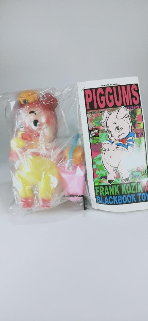 BlackBook Toy Frank Kozik Piggums フィギュア